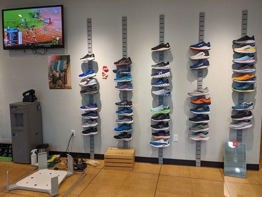 3D for scanner and large selection of running shoes