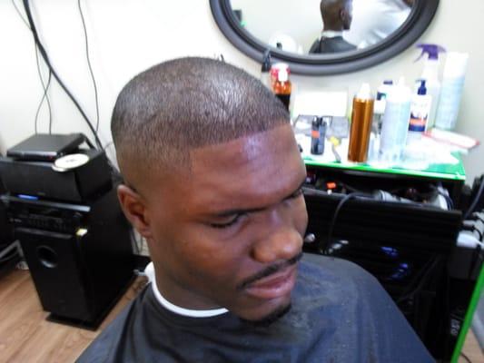 Fresh 2 Sharp Cutz