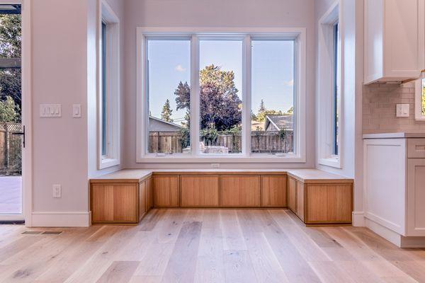 Crystal Cabinets - Sitting Area