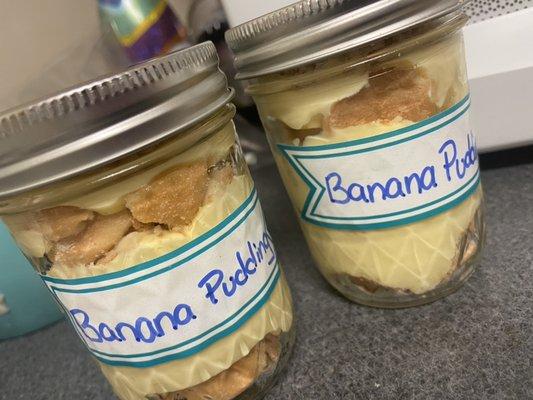 Small Banana Pudding Jars