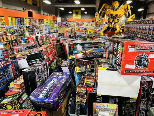 ELITE FIREWORKS Supercenter