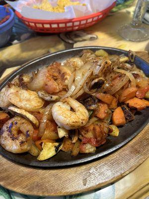 Hawaiian Fajitas with shrimp (can also get with chicken).