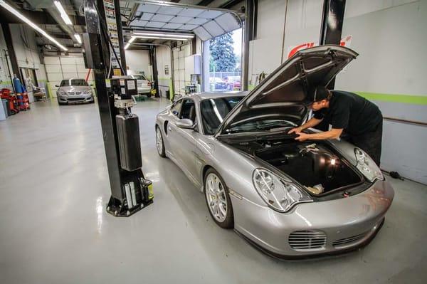 Porsche Master certified repair at Avalon Motorsports