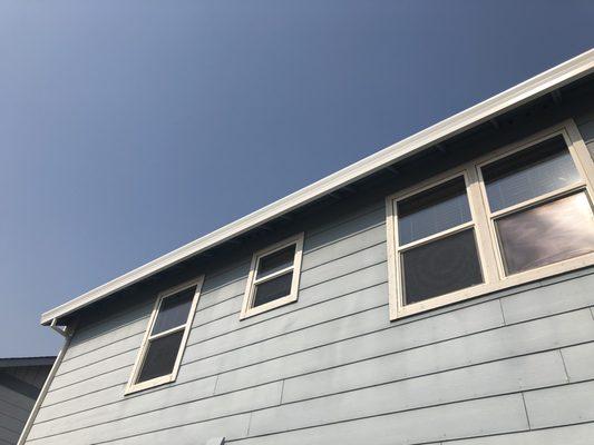 Brand new seamless gutter