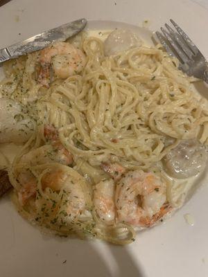 Seafood Alfredo