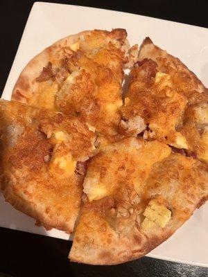 Bacon breakfast pizza