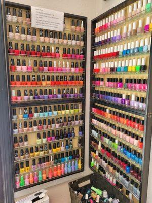 So many nail colors!