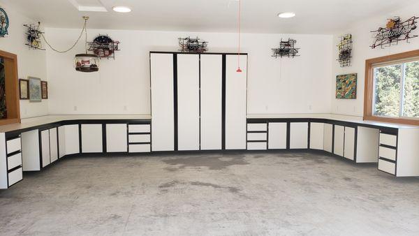 We're Organized - Custom Garage Cabinets & Closets