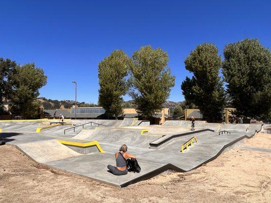 One of many outdoor skateparks.