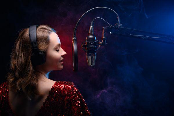 Learn to sing the songs you love, sounding better than ever before! Improve your singing technique guided by a trained, experienced singer.