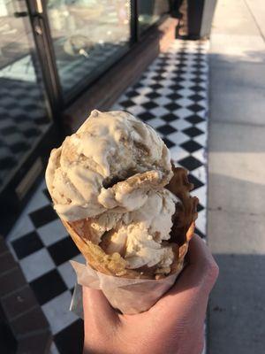 Salted caramel brown butter cookie