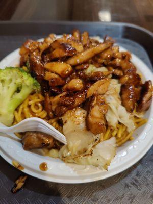 Teriyaki chicken with noodles