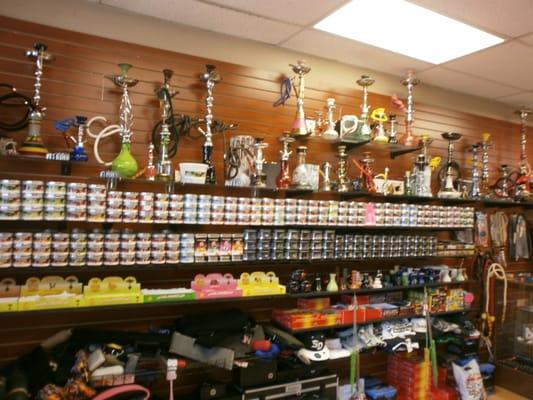 Full range of hookahs varying in size, style, and colors. Full line of Starbuzz shisha and Starbuzz Black,Al Fahker and Fantasia