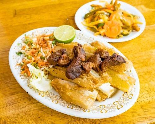 Yuca frita con chicharrones $5.99