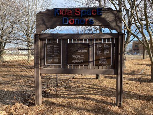 Entrance to playground