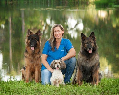 Dr. Parra and her kids!