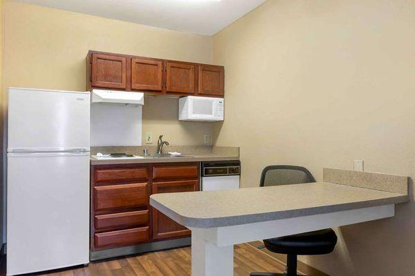 Extended Stay America Select Suites - Phoenix - Airport - E. Oak St.