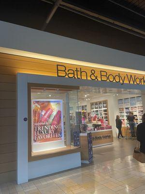 Bath & Body Works