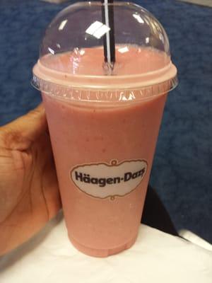 Wildberry Smoothie w/peaches.