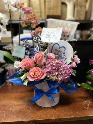 Mother's Day Hat Box Bouquet