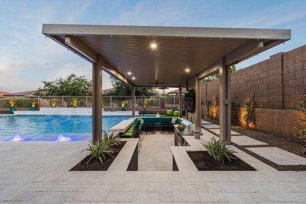 outdoor kitchen and swim up bar