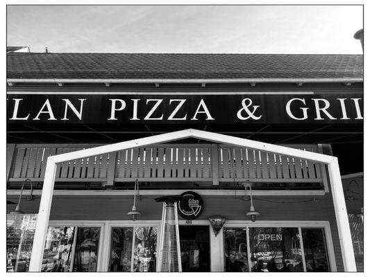 Welcome to Gilan Pizza & Grill.