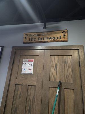 The Driftwood sign!