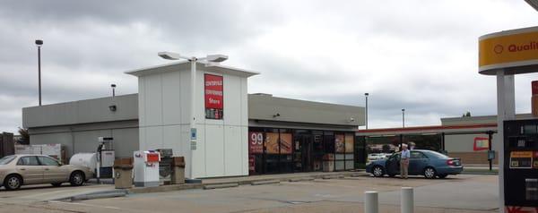 Shell station in Virginia Beach