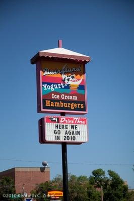 Dairyland sign in 2010