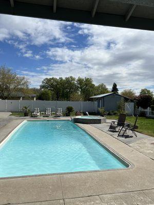 Beautiful clean pool