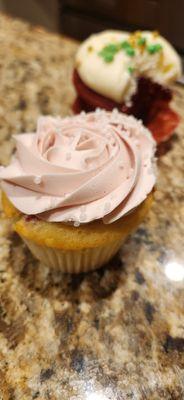 Lemon rasp with buttercream