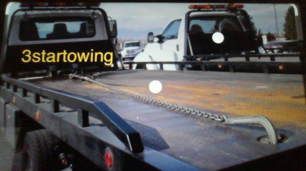 3startowing is not just a towing company . We are a family who serve you best service as a member can do.