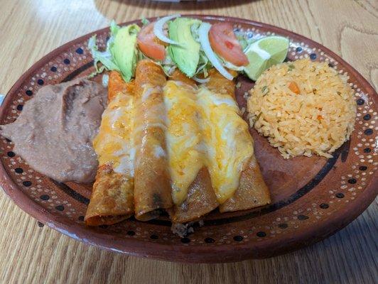 Rojas enchiladas plate