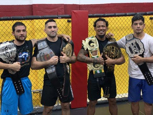 Ricardo Lamas and Luis Palomino with Young Tigers fighters