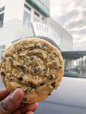 Chocolate Chip Cookie