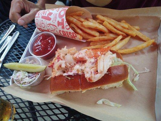 Lobster roll