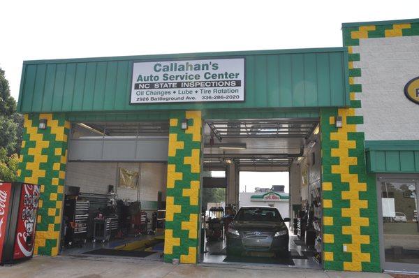 4 SERVICE BAYS  AVAILABLE FOR ALL YOUR AUTO CARE NEEDS