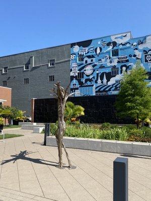 Theatre Square Sculpture