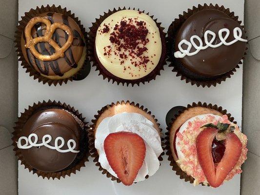 Salted caramel, Red Velvet Cupcake, Chocolate Cream Cupcakes, Strawberries and Cream Cupcake, Strawberry Crunch