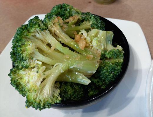 Side of steamed broccoli $2.99