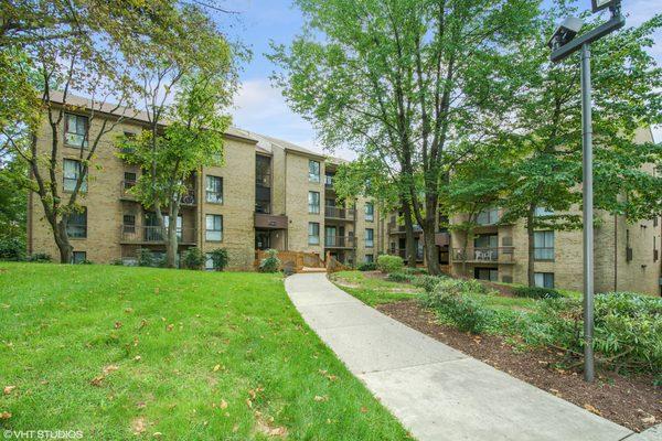 Cloisters Apartments