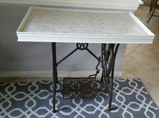 Repurposed pieces are always a hit! Vintage Singer sewing machine base turned accent table.