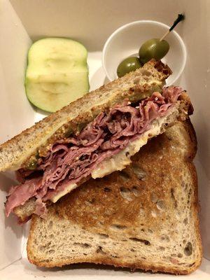 Hot Pastrami Sandwich