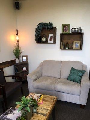 Relax in our comfortable reception area and enjoy a beverage at Cafe Cantwell.