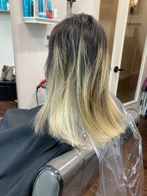 Look at this gorgeous bleach job!