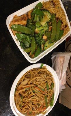 Chicken w broccoli & snow peas, veg lo mein