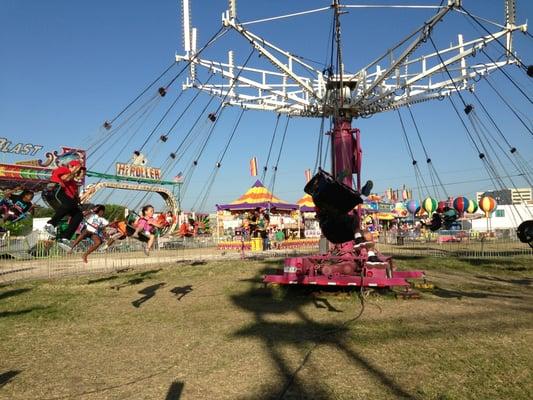 Swing ride