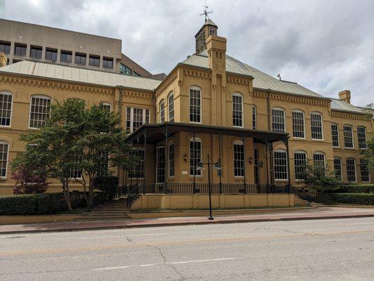 Cumberland Hill School Building