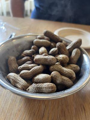 Southern edamame (boiled peanuts)