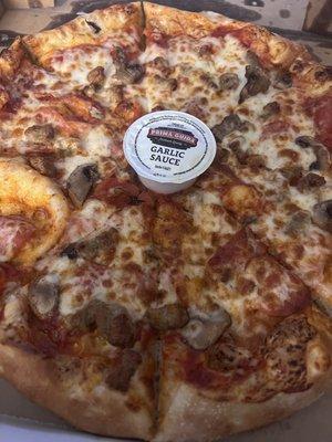 Large Sausage, pepperoni& mushroom pizza